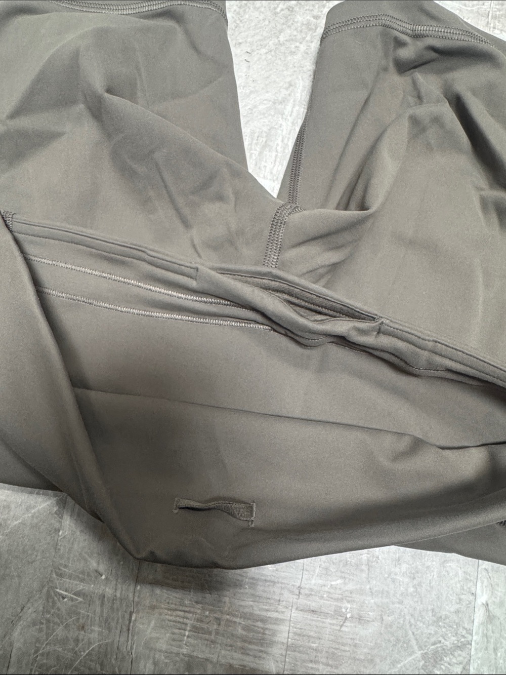 lululemon athletica Women's Dark Olive Green Bike Shorts - Picture 3 of 3